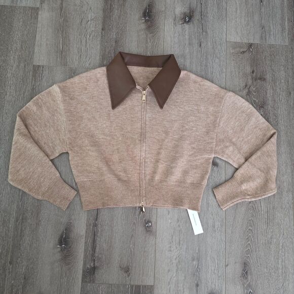 Commense Sweaters - Commense Contrast Trim Cropped Cardigan Sz M Full Zip Faux Leather Collar NWT
